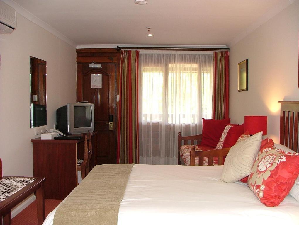 The Graywood Hotel Книсна Екстер'єр фото