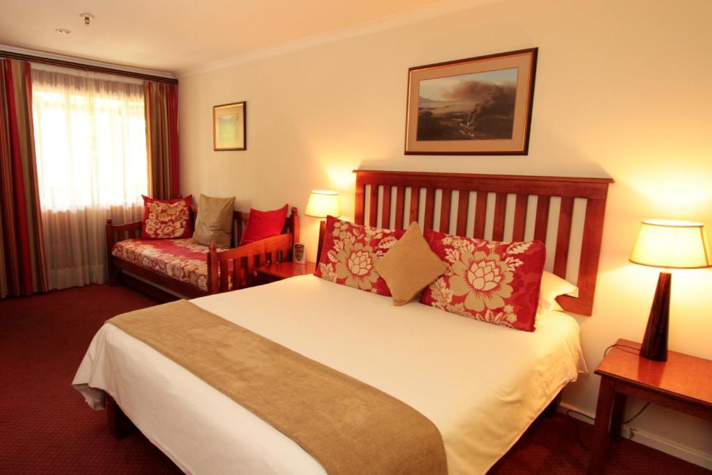 The Graywood Hotel Книсна Екстер'єр фото